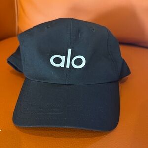 ALO Unisex Yoga Black Logo Baseball Cap